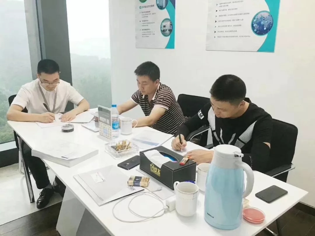 热烈祝贺马总团队签约创绿家襄阳市区级代理! 热烈祝贺马总团队签约创绿家襄阳市区级代理!